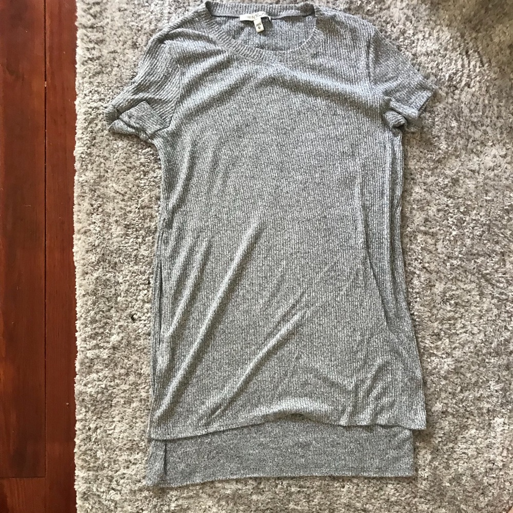 Long top with slits up the side.